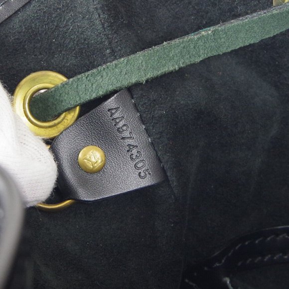 Auth LOUIS VUITTON MONTSOURIS GM BACKPACK BAG AA974305 TRI-COLOR EPI SP ORDER - Picture 11 of 16